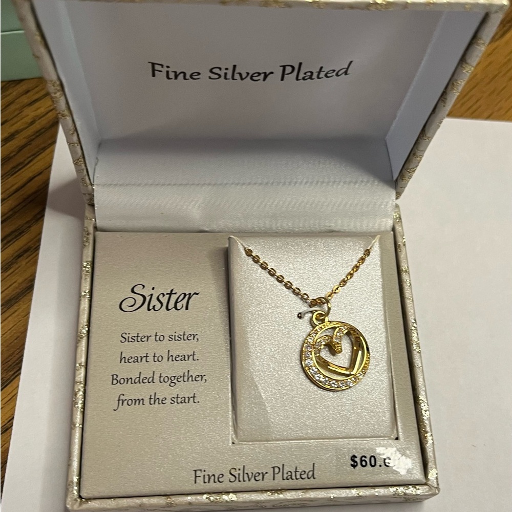 Necklace 17 1/2” silver plated gold tone encircled heart - jewelry - Picture 5 of 15